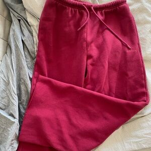 Aritzia mega flutter Sweatpants